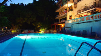 Lions2 Studios And Apartments Askeli Esterno foto